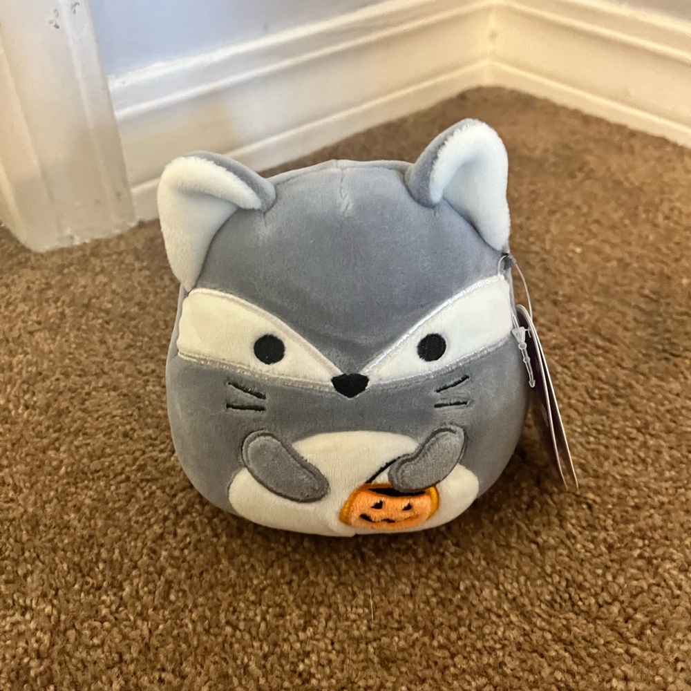 Mini Fox Halloween Squishmallow- Floxie